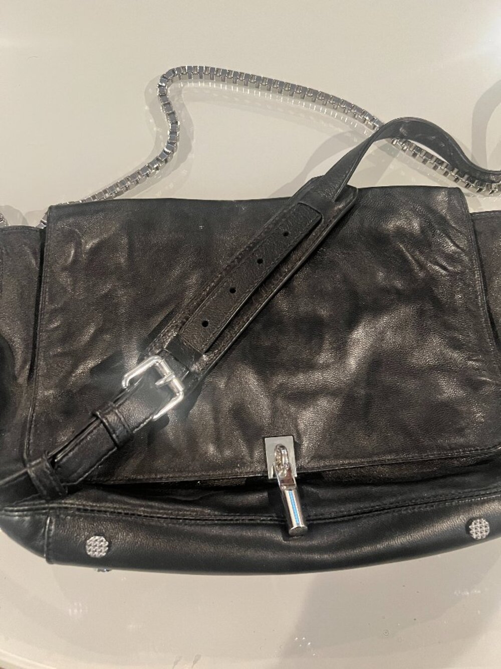 Elizabeth and James Black Leather Flap Crossbody Bag Box Chain Strap T-Bar Turn